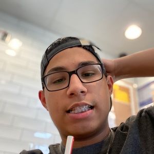 Meet your Posher, Aidan